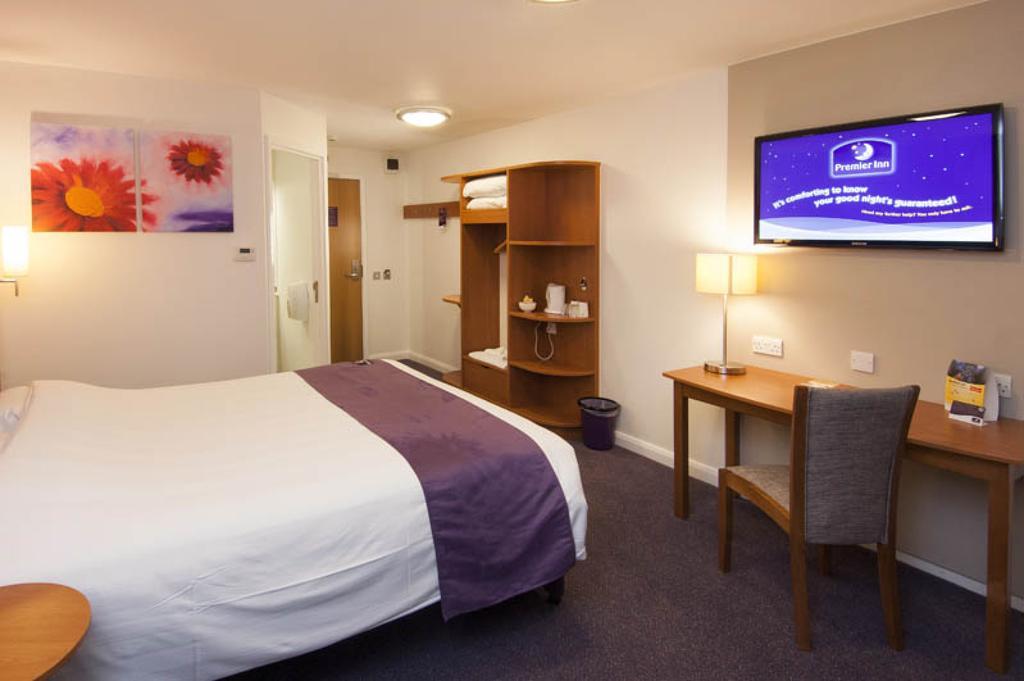 Premier Inn Kidderminster Eksteriør bilde