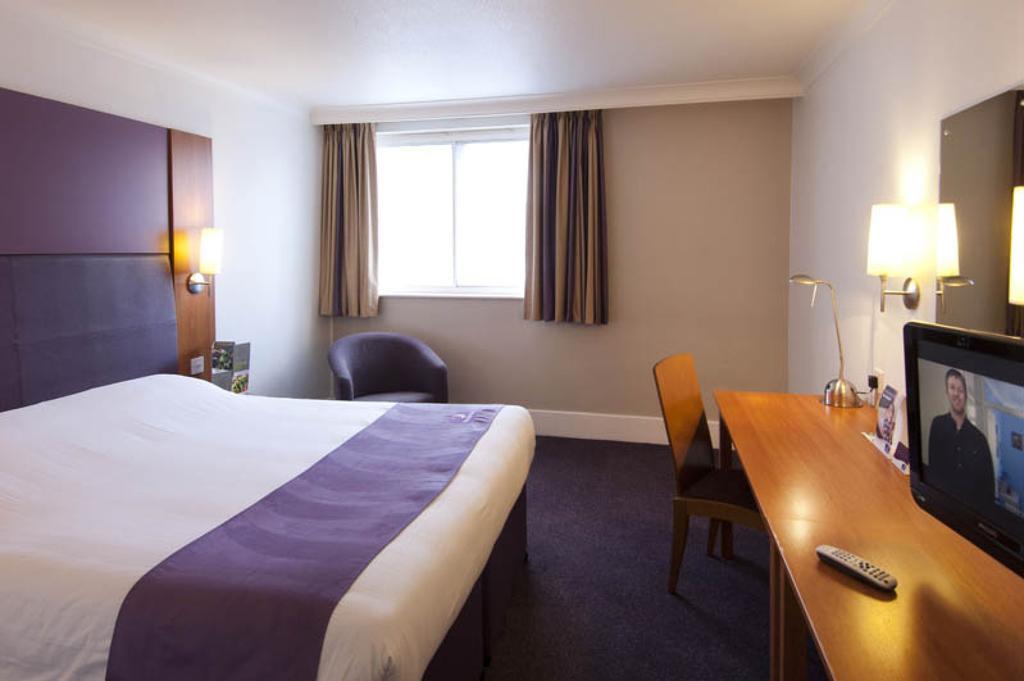 Premier Inn Kidderminster Eksteriør bilde